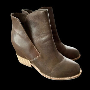Antelope Womens 37 Brown Leather Ankle Boots Hidden Wedge Stacked Heel Booties